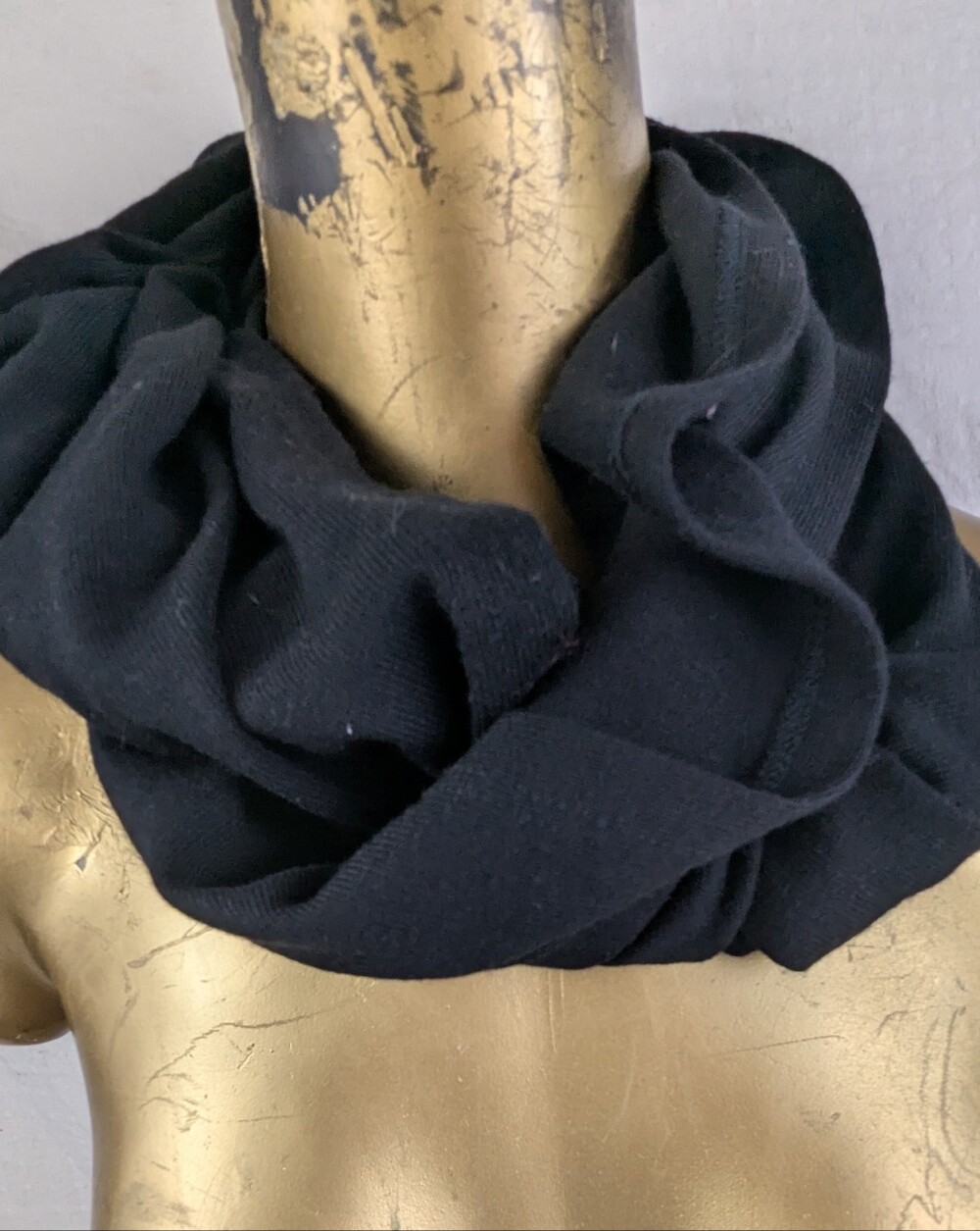 Serina Williams Black Infinity Scarf - NWOT